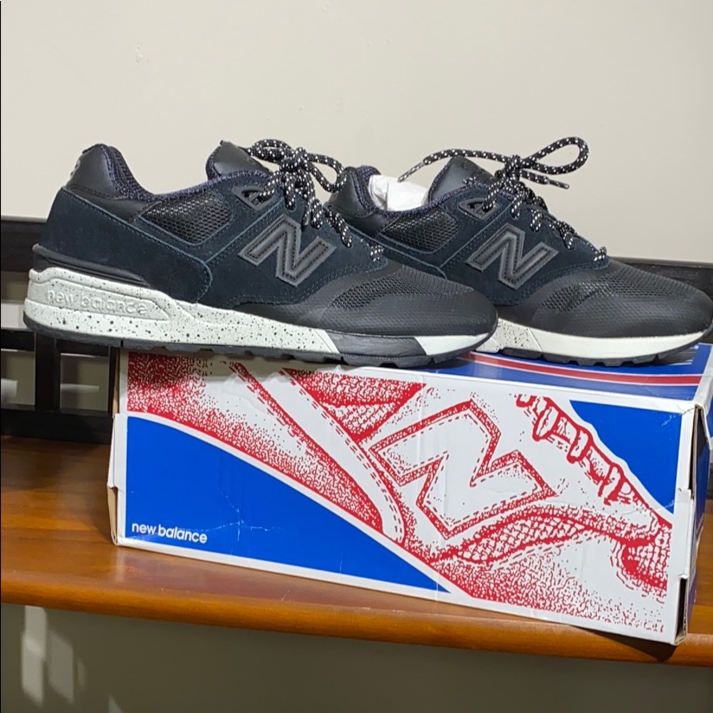 Men’s sneakers.